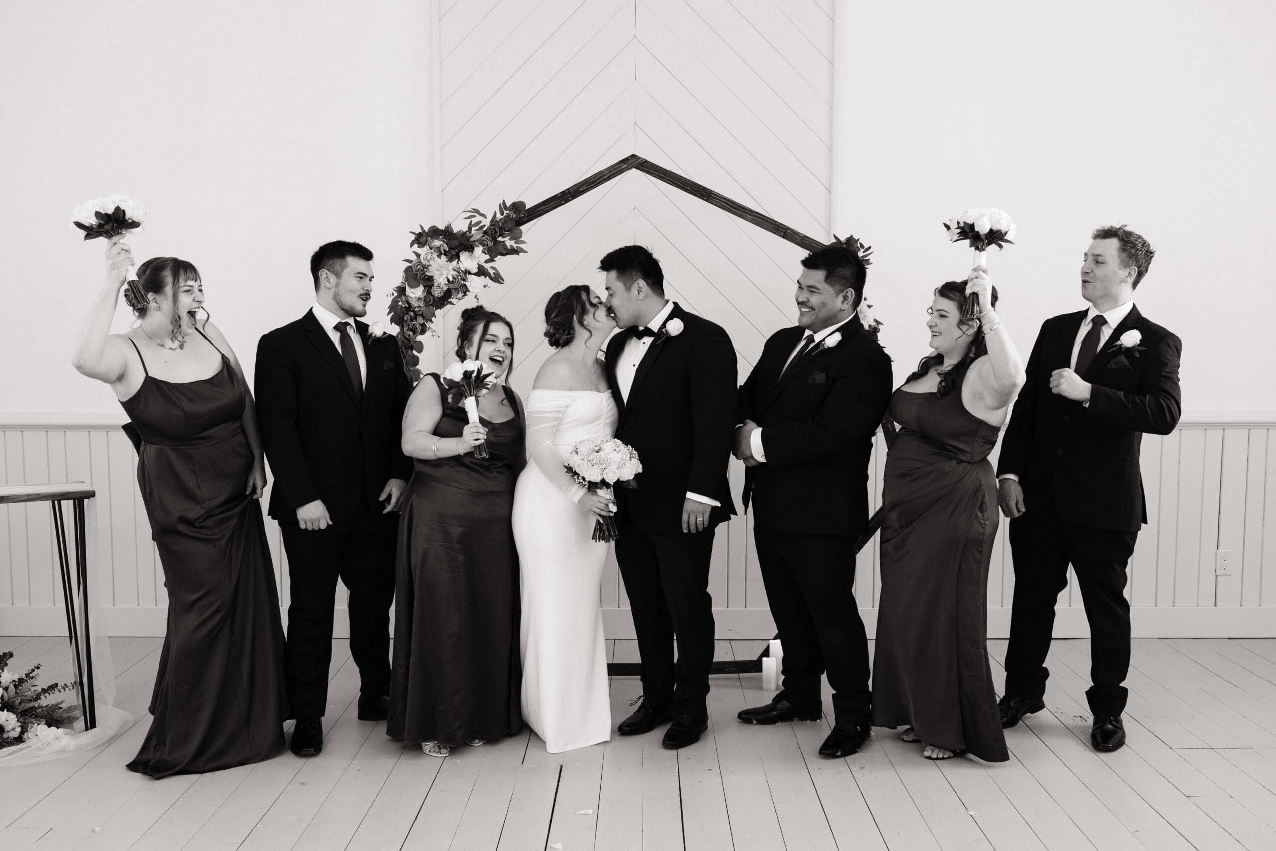 wedding party photos at little stone chapel